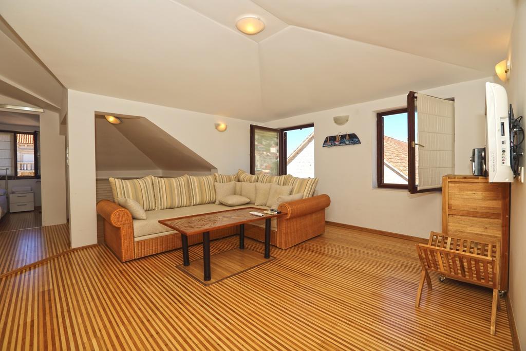 Apartment Plaza Hvar Town Kamer foto
